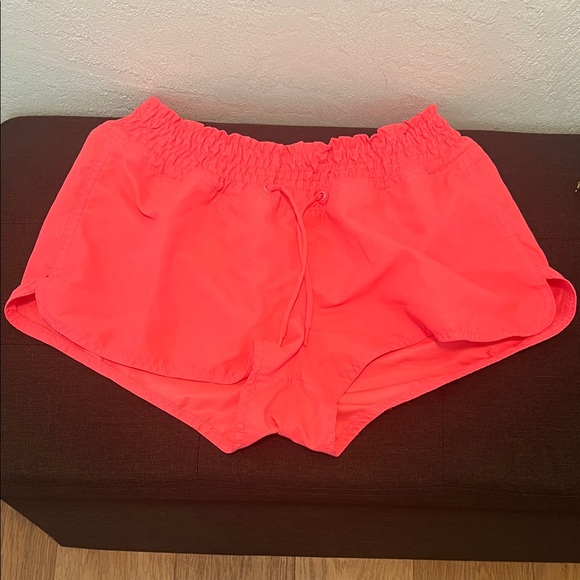 Old Navy Pants - #1608** Women’s Hot Pink Neon Coral Elastic Waist Shorts